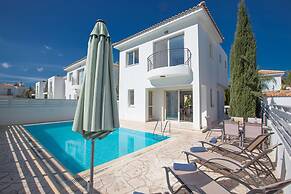 Cyprus Villa Near the Beach, Paralimni Villa 1289