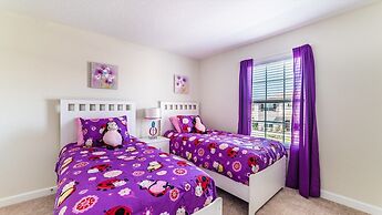 Luxury 5 Bedroom House on Storey Lake Resort, Orlando House 1249