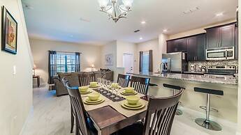 Luxury 5 Bedroom House on Storey Lake Resort, Orlando House 1249