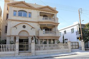 Imagine Renting Your Own 5-star Private Cyprus Villa on the Beach, Pap