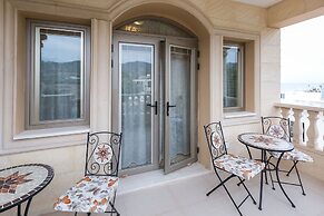 Imagine Renting Your Own 5-star Private Cyprus Villa on the Beach, Pap