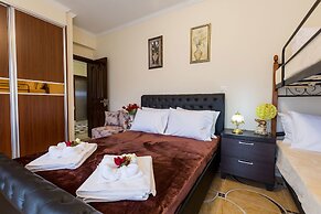 Imagine Renting Your Own 5-star Private Cyprus Villa on the Beach, Pap