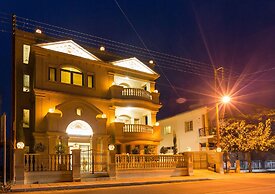 Imagine Renting Your Own 5-star Private Cyprus Villa on the Beach, Pap