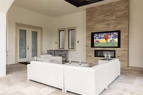 Beautiful Mansion With Private Pool, Close to Disney, Orlando Mansion 