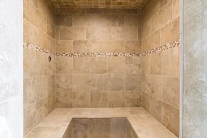 Beautiful Mansion With Private Pool, Close to Disney, Orlando Mansion 