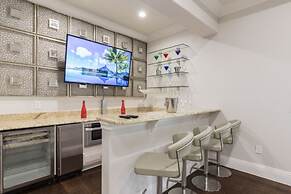 Beautiful Mansion With Private Pool, Close to Disney, Orlando Mansion 