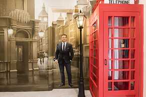 Beautiful Mansion With Private Pool, Close to Disney, Orlando Mansion 