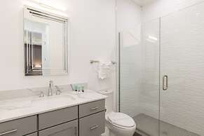 Beautiful Mansion With Private Pool, Close to Disney, Orlando Mansion 