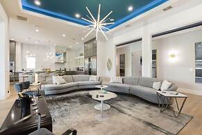 Beautiful Mansion With Private Pool, Close to Disney, Orlando Mansion 