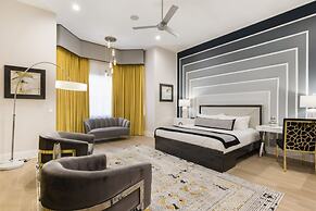 Beautiful Mansion With Private Pool, Close to Disney, Orlando Mansion 