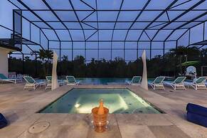 Beautiful Mansion With Private Pool, Close to Disney, Orlando Mansion 