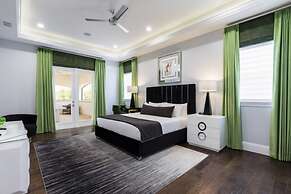 Beautiful Mansion With Private Pool, Close to Disney, Orlando Mansion 