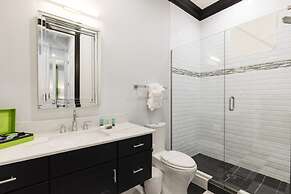 Beautiful Mansion With Private Pool, Close to Disney, Orlando Mansion 