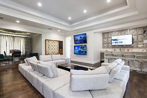 Beautiful Mansion With Private Pool, Close to Disney, Orlando Mansion 