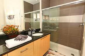 Rent a Luxury Villa on Serenity at Dream Resort, Minutes From Disney, 