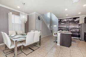 Beautiful Villa With Private Pool, Close to Disney, Orlando Villa 2641