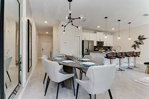 Rent a Luxury Townhome on Storey Lake Resort, Minutes From Disney, Orl