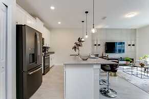 Rent a Luxury Townhome on Storey Lake Resort, Minutes From Disney, Orl