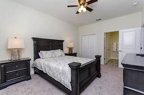 Beautiful Villa With Private Pool, Close to Disney, Orlando Villa 1819