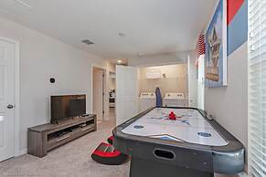 Luxury 4 Bedroom Townhome on Solara Resort, Orlando Townhome 2529