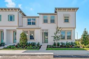 Luxury 4 Bedroom Townhome on Solara Resort, Orlando Townhome 2529