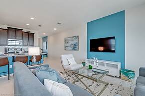Luxury 4 Bedroom Townhome on Solara Resort, Orlando Townhome 2529