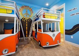 Beautiful Signature Villa With Private Pool, Close to Disney, Orlando 