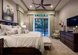 Beautiful Signature Villa With Private Pool, Close to Disney, Orlando 