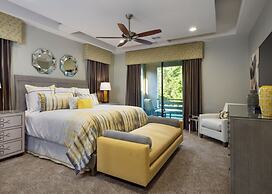 Beautiful Signature Villa With Private Pool, Close to Disney, Orlando 