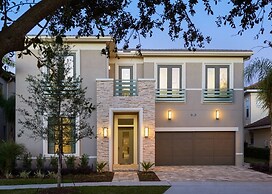 Beautiful Signature Villa With Private Pool, Close to Disney, Orlando 