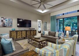 Beautiful Signature Villa With Private Pool, Close to Disney, Orlando 