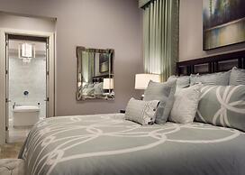 Beautiful Signature Villa With Private Pool, Close to Disney, Orlando 