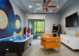 Beautiful Signature Villa With Private Pool, Close to Disney, Orlando 