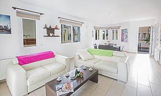 Cyprus Villa Near the Beach, Paralimni Villa 1198