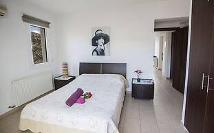 Cyprus Villa Near the Beach, Paralimni Villa 1198