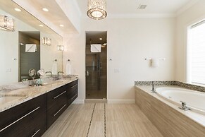 Beautiful Mansion With Private Pool, Close to Disney, Orlando Mansion 