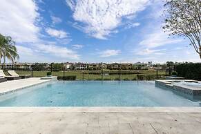 Beautiful Mansion With Private Pool, Close to Disney, Orlando Mansion 