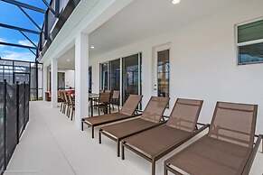 Beautiful Mansion With Private Pool, Close to Disney, Orlando Mansion 