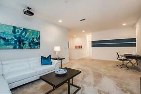 Beautiful Mansion With Private Pool, Close to Disney, Orlando Mansion 