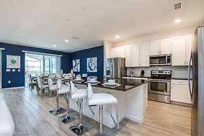 Beautiful Mansion With Private Pool, Close to Disney, Orlando Mansion 