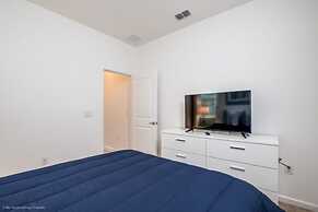 Beautiful Mansion With Private Pool, Close to Disney, Orlando Mansion 