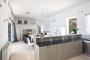 Villa for Rent in Ayia Napa 1201