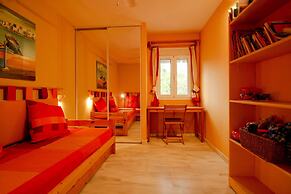 Suitur beachfront duplex with pool and sea views