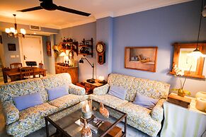 Suitur beachfront duplex with pool and sea views