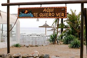 Suitur beachfront duplex with pool and sea views