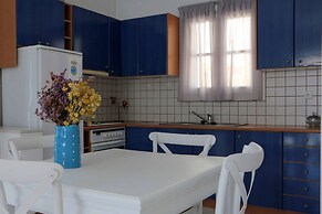 Grand Bleu Apartments & Villas