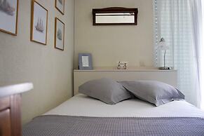 Grand Bleu Apartments & Villas