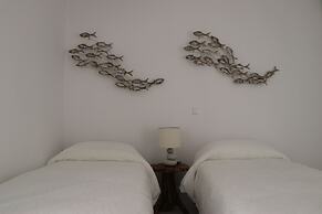 Grand Bleu Apartments & Villas