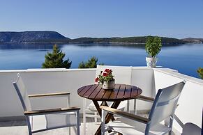 Grand Bleu Apartments & Villas