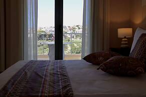 Grand Bleu Apartments & Villas